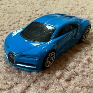Hot Wheels Sky Blue '16 Bugatti Chiron Loose Diecast 1:64 2018